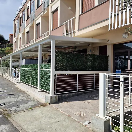 Specchio Dacqua By Affitti Brevi Liguria Lägenhet *