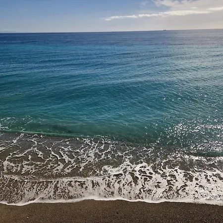 Specchio Dacqua By Affitti Brevi Liguria Lägenhet