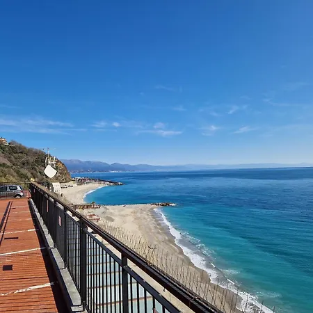 Specchio dacqua Bergeggi